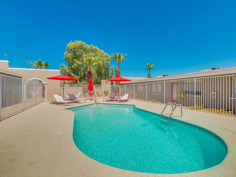 $0 First Month Rent! Remodeled 2 Bed Casita w/ Private Patio, W/D & Pool — Photo 34