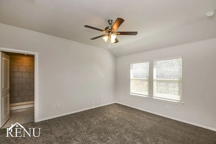 16428 Marinette Ct — Photo 11