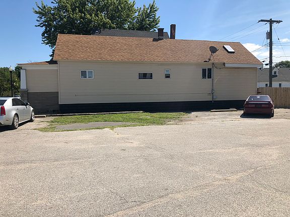 3 bedrooms 1 bath, new roof 