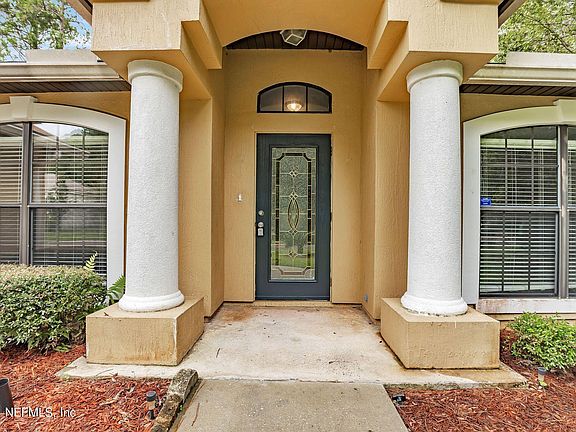 3rd image of 11054 ARROWBROOK Lane