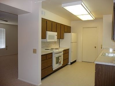5th image of 16806 N Burns Dr