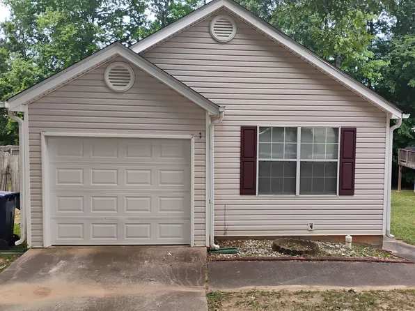 1596 Wembley Dr, Douglasville, GA 30134