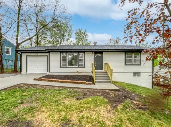 1712 N Kiger Rd, Independence, MO 64050