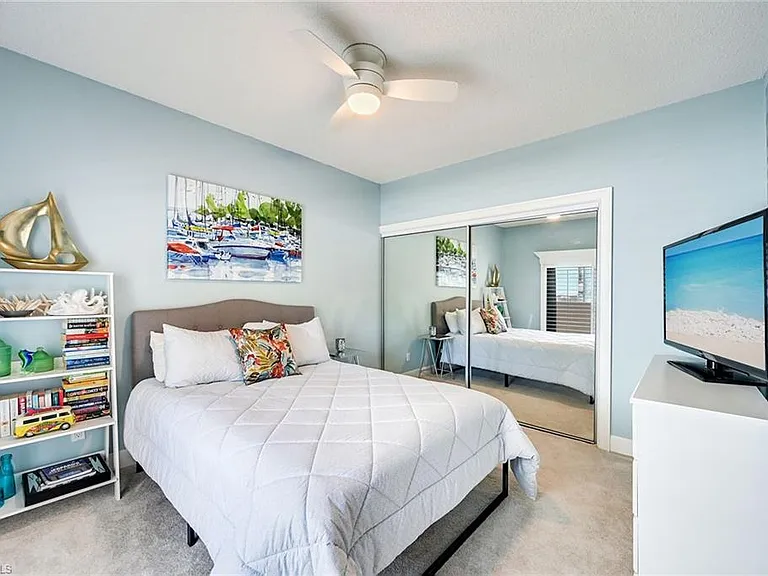 4530 Gulf Shore Blvd N #2-122 — Photo 38