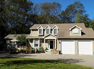 5 Mill Pond Rd, Exeter, RI 02822