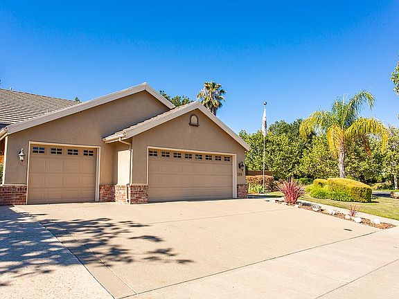 3rd image of 189 Valleywood Way