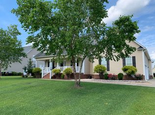 629 Savin Ct, Grimesland, NC 27837