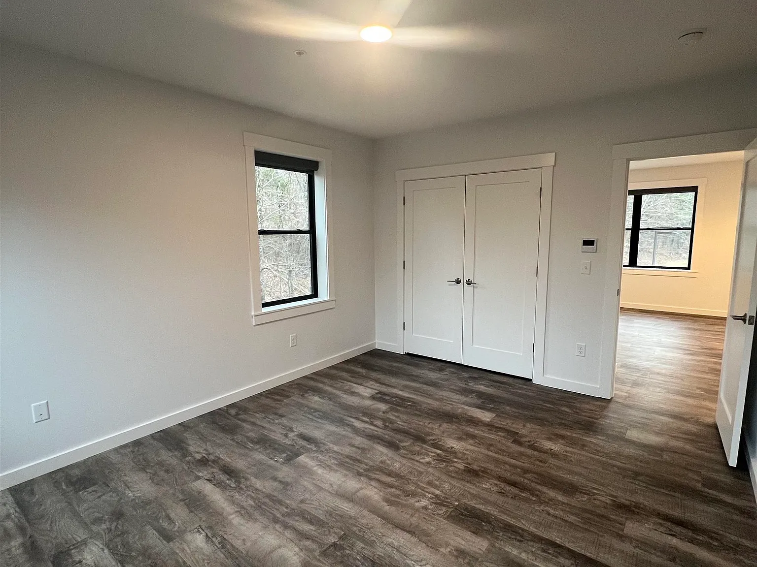2 bed, 1.0 bath, 800 sqft, $2,400 — Photo 4
