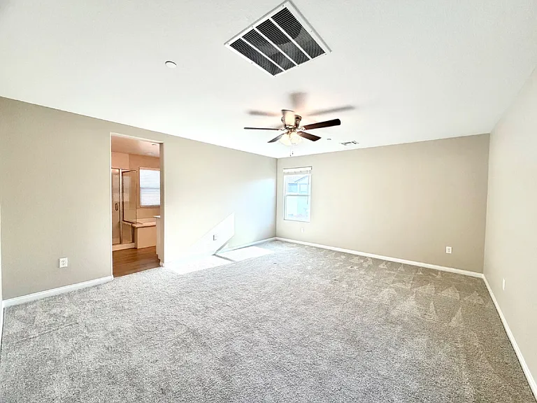 5039 Tranquil View St — Photo 20