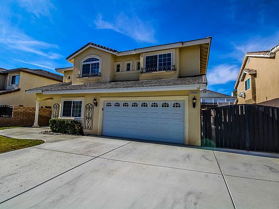 3rd image of 13080 Candleberry Ln