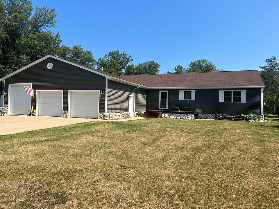 1st image of 3702 Arbutus Ln