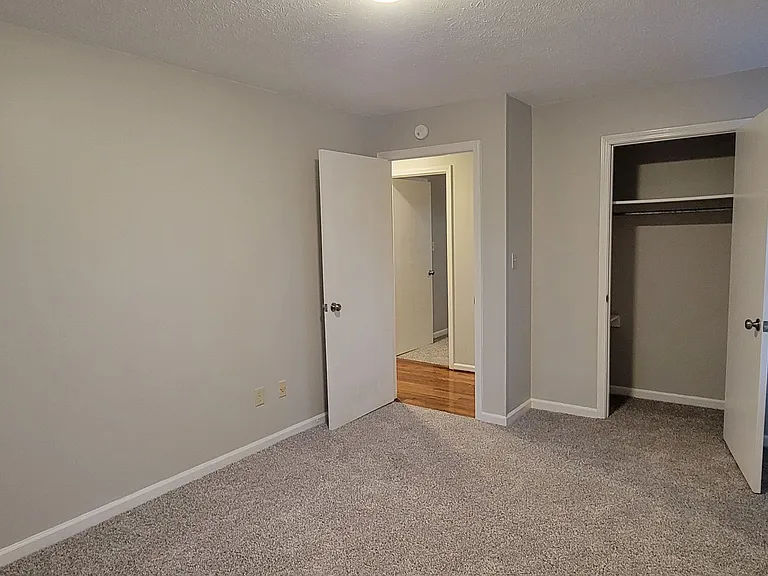 253 Chickering Rd — Photo 20