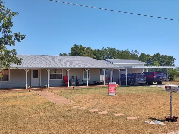 200 Scobee Rd, Olney, TX 76374