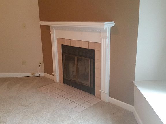 2nd image of 430 Delaware Ave APT 216