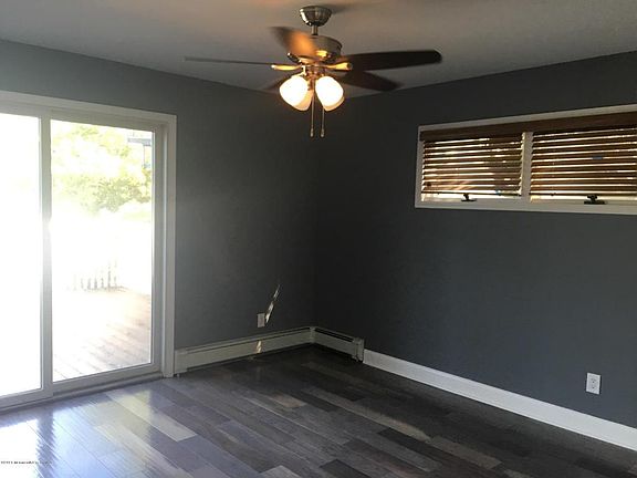 4th image of 5511 Holly Ave