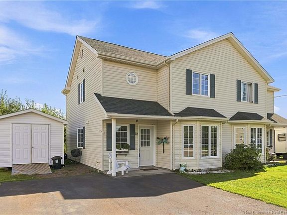 3rd image of 10 Inglis St