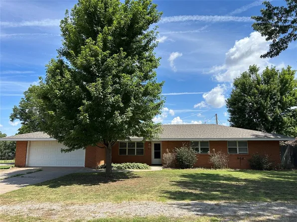 311 W Lincoln, Corn, OK 73024