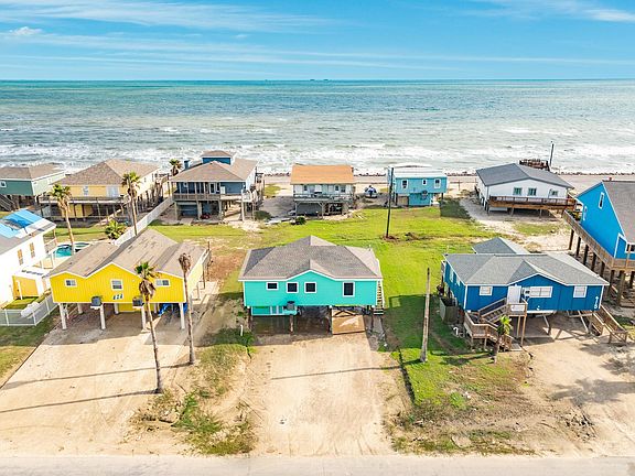 2nd image of 411 Seashell Dr