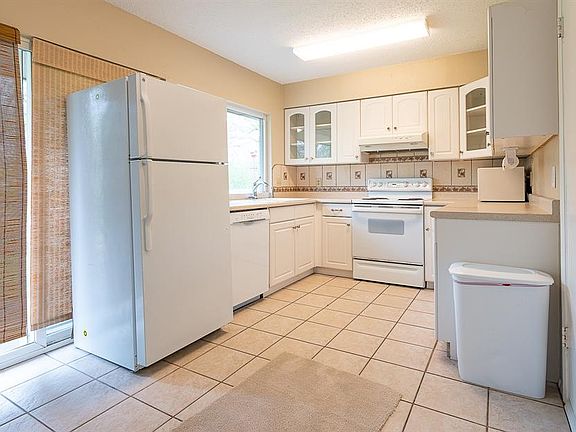 5th image of 1505 Timberline Dr