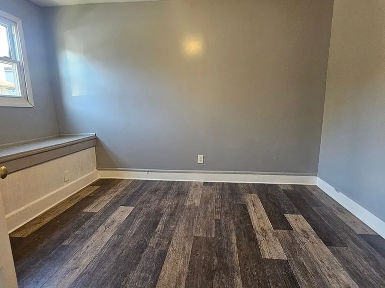 3355 W 43rd St — Photo 13