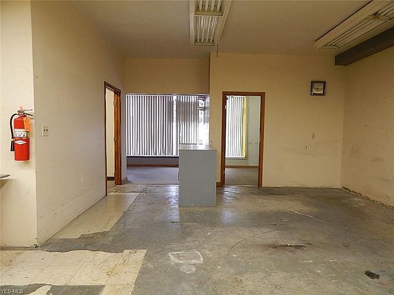 5th image of 3330 Oberlin Ave