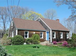 30 Belvedere Ave, Barrington, RI 02806