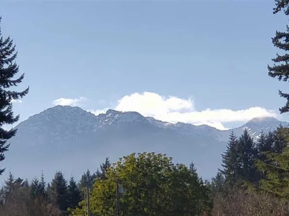 784 Lewis Rd, Port Angeles, WA 98362