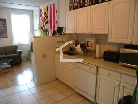 2nd image of 322 Saint Paul St #I6fl