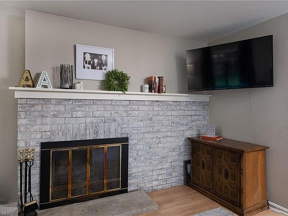 3rd image of 5147 Park Dr
