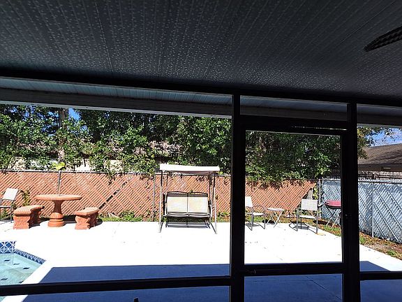 5th image of 4703 Southbreeze Dr