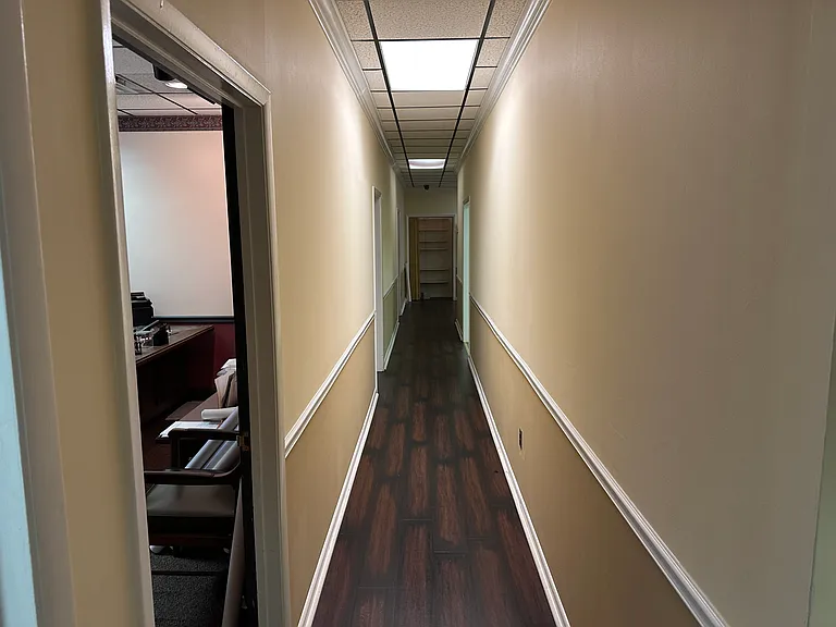 560 S McDonough St #C — Photo 24