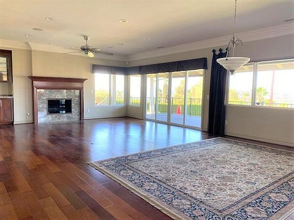 4th image of 1144 Orangewood Dr