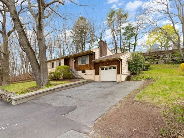 316 Paradise Rd, Swampscott, MA 01907