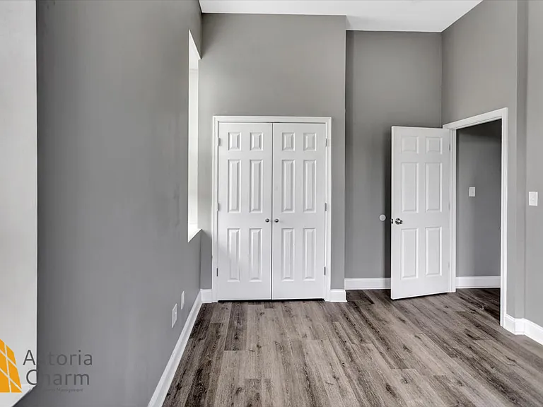3301 Elgin Ave #303 — Photo 5