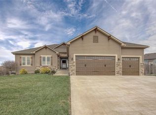 2103 Alexandria Ln, Pleasant Hill, MO 64080