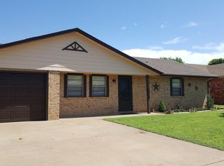 3102 Forestridge Pl, Enid, OK 73701