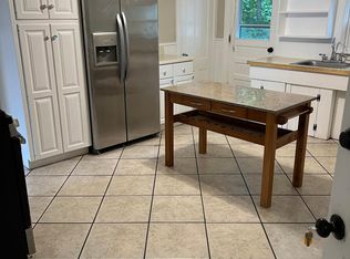 141 Charlton St #2, Southbridge, MA 01550