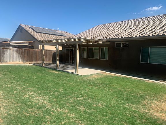 2nd image of 9430 Woodbrook Dr