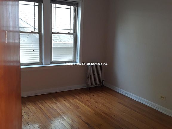5th image of 1914 W Lunt Ave