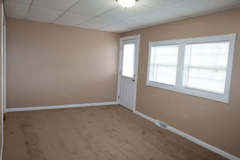 812 State St #A — Photo 11