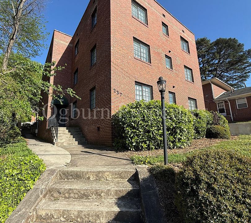 1st image of 237 N Sunset Dr APT 6