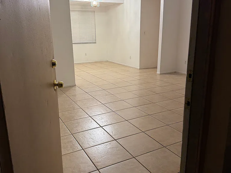7502 Woodland Oaks Ct — Photo 5