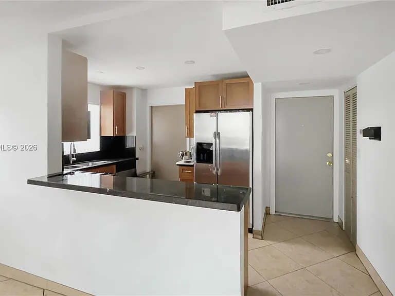16450 Miami Dr #103 — Photo 20