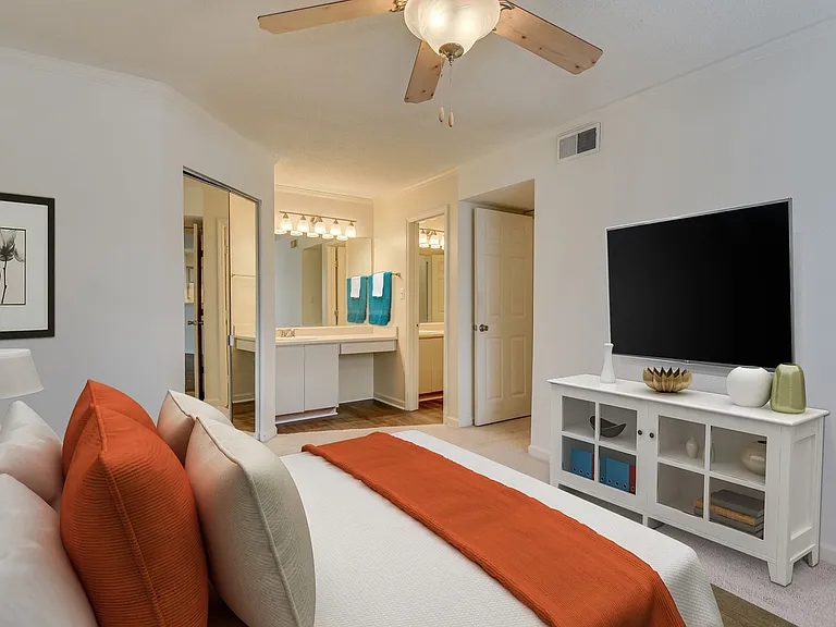 Champions Pines Apartments — Photo 83