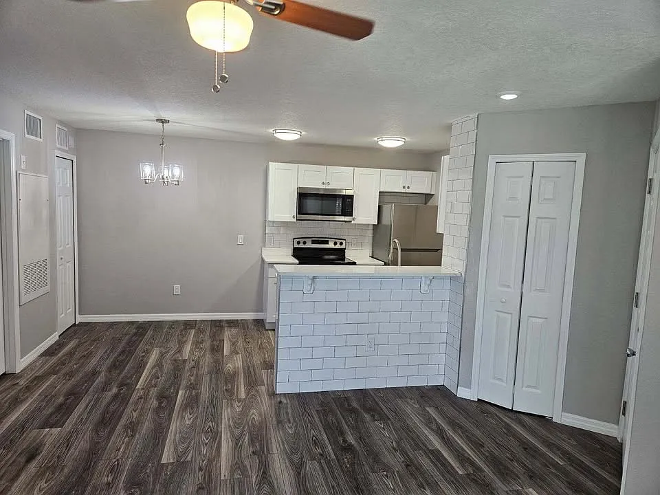 1 bed, 648 sqft, $1,300 — Photo 3