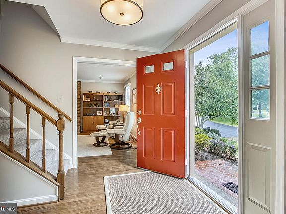 3rd image of 3424 Valewood Dr