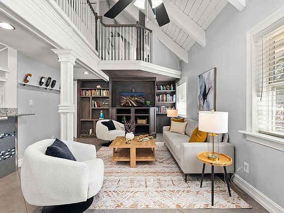 2nd image of 8255 Lake Underhill Rd