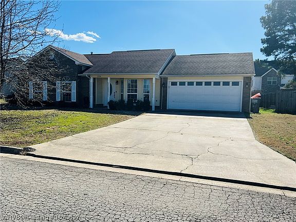 3rd image of 1723 Whippoorwill Dr