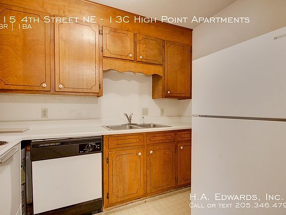 5th image of 615 4th St NE APT 13C