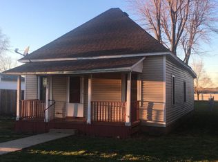 410 E McNeil Ave, Hoopeston, IL 60942
